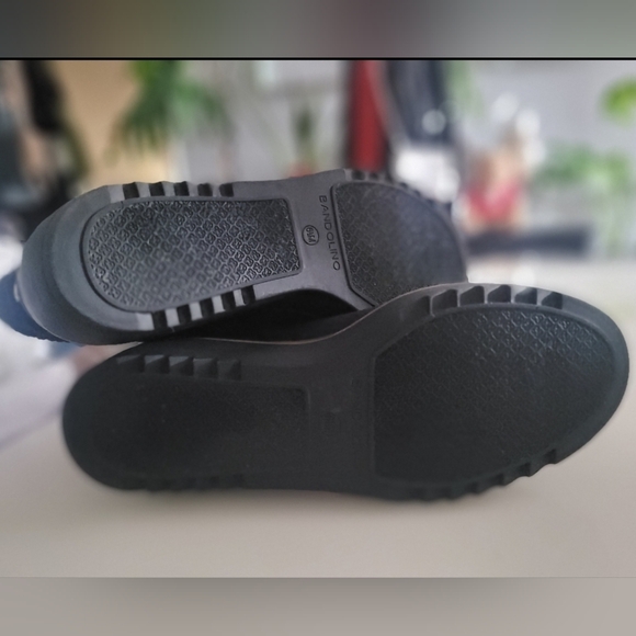 Bandolino Rhena2 Wedge Bootie - Picture 7 of 7